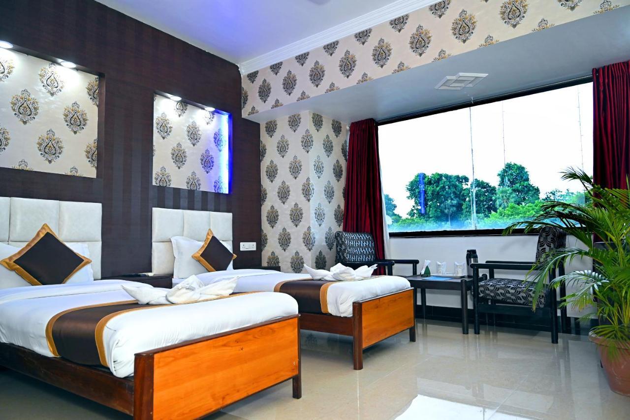 Hotel Rajhans International Bhāgalpur Eksteriør billede