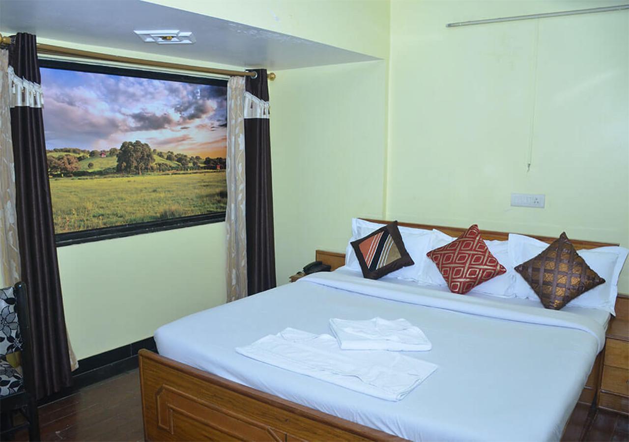Hotel Rajhans International Bhāgalpur Eksteriør billede
